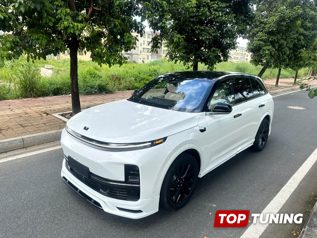 13005 Сплиттер BSKT на передний бампер Lixiang L9 Купить сплиттер BSKT на передний бампер Lixiang L9 - в Топ-тюнинг с доставкой по РФ