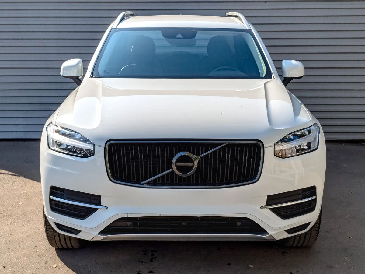 Черная решетка радиатора Black Edition  для Volvo XC90 2016 купить в наличии 