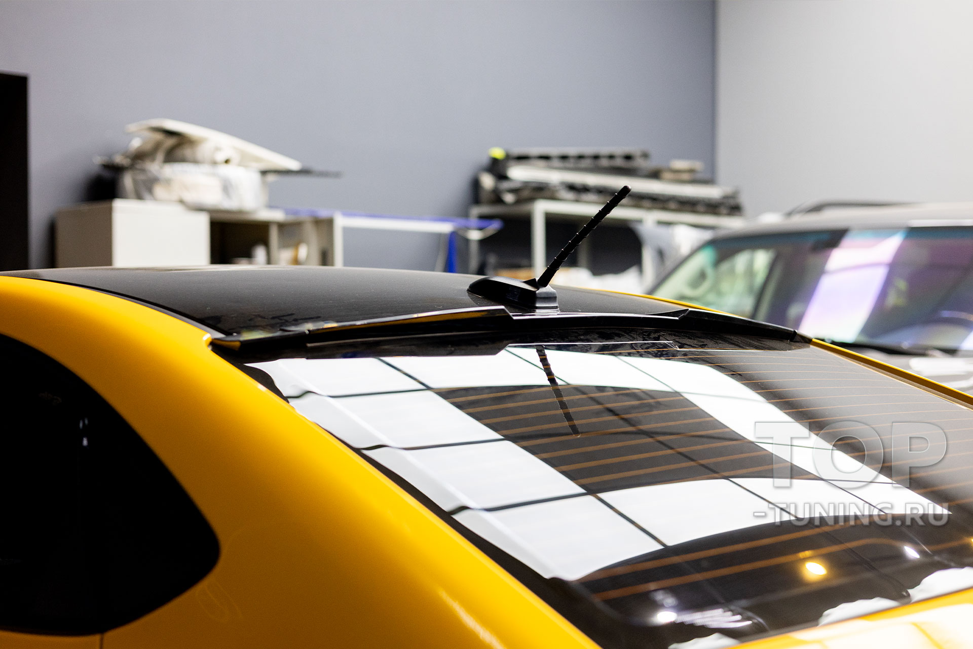 Универсальный спойлер RTC на крышу авто - цена, в наличии, купить в Топ-Тюнинг