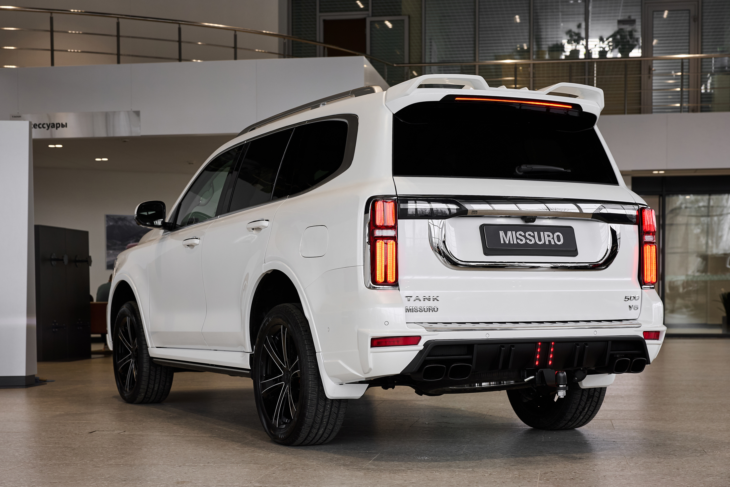 13202 Раздвоенный выхлоп Missuro Larte Design с насадками — тюнинг Tank 500