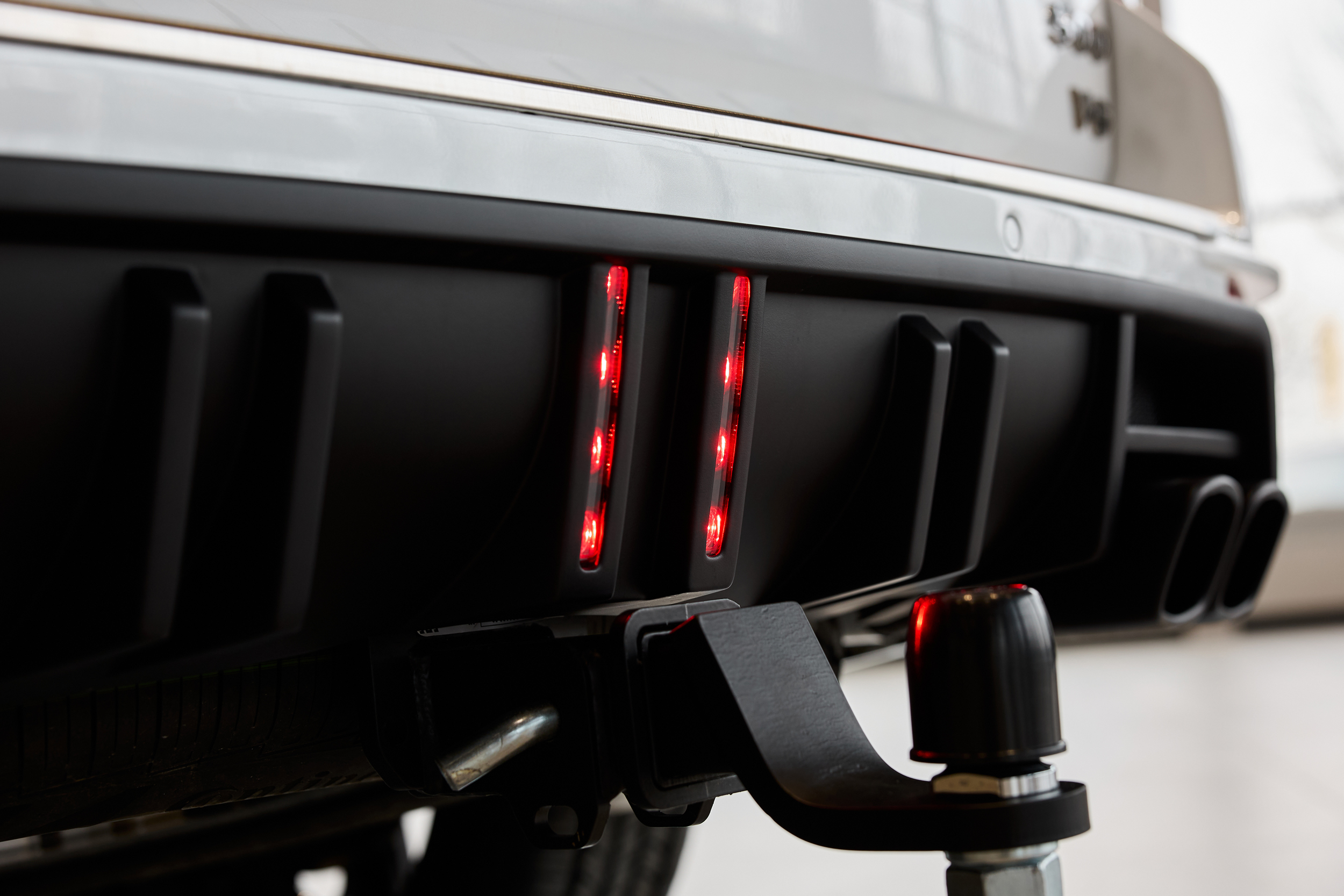 Раздвоенная выхлопная система из нержавеющей стали Миссуро Ларт Дизайн с насадками для Танк 500 Премиум |  Нержавеющая сталь |  С матовыми насадками | Штатный монтаж