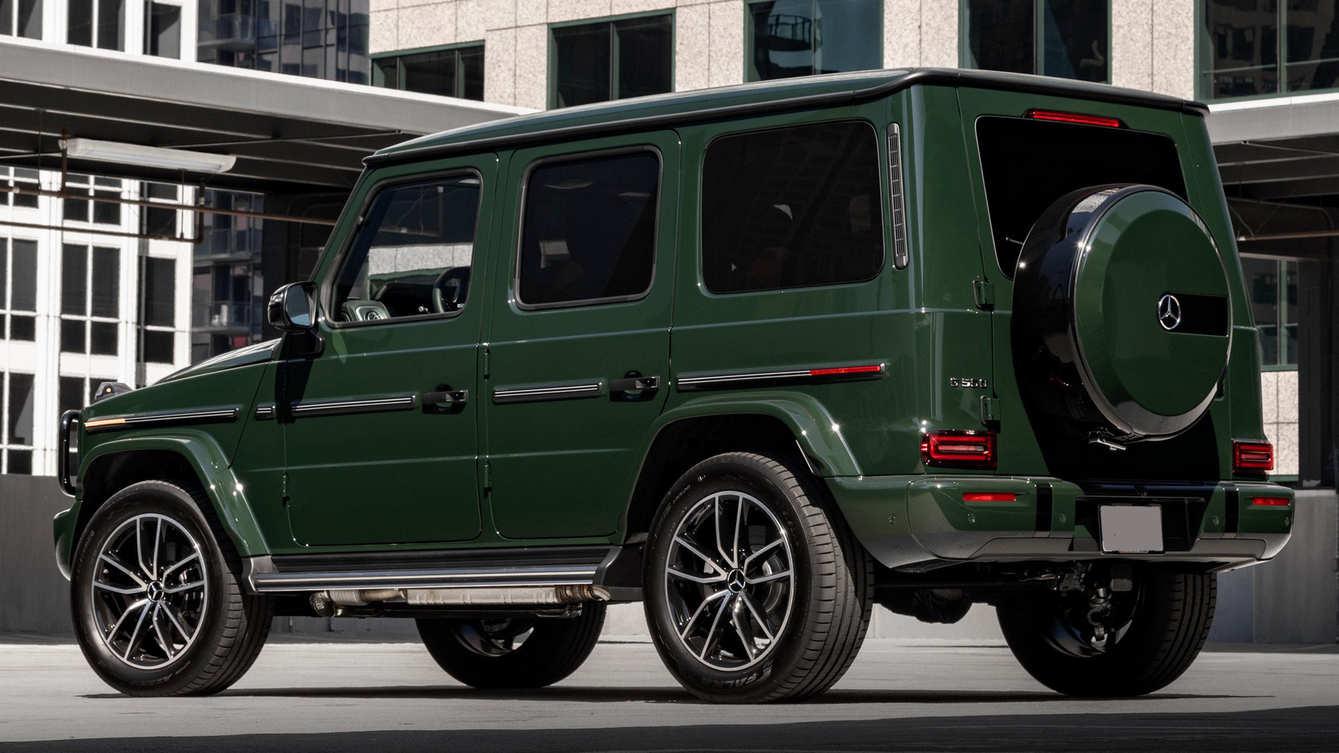 Защитный кожух запаски для Мерседеса G-Класса 2012-2018 (W463)  Цена за 1 шт. | Черный глянец или под окраску | ABS-пластик