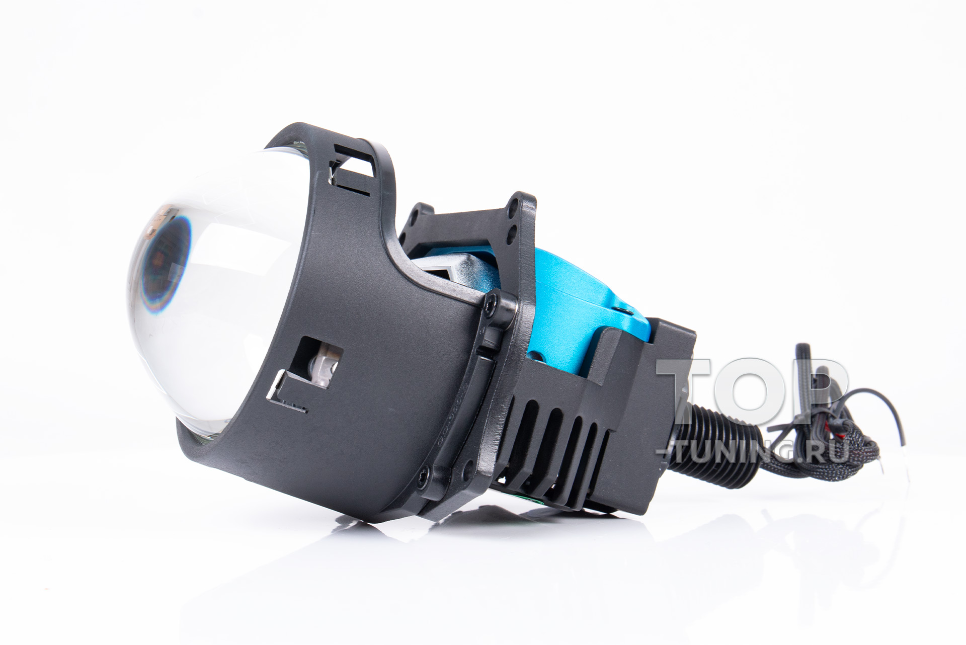 Светодиодные двухрежимные линзы MTF Cyber Light 2.0 проекторного типа (ближний/дальний свет) круглой формы для автомобилей Комплект - 2 шт / 5500К (Холодный, белый) / Ближний - 52W / Дальний - 67W / 4200 lm / 12V / Hella 3