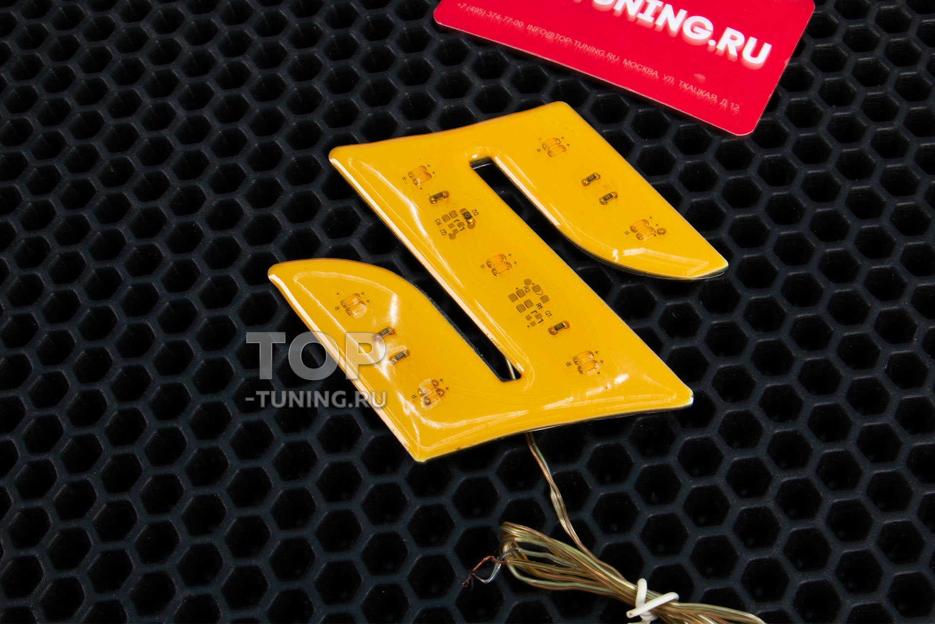 13640 Гибкая светодиодная вставка под эмблему LED на Suzuki (100х100 мм)