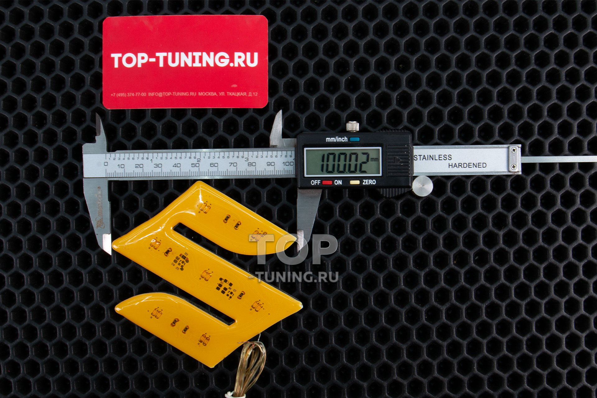 13640 Гибкая светодиодная вставка под эмблему LED на Suzuki (100х100 мм)