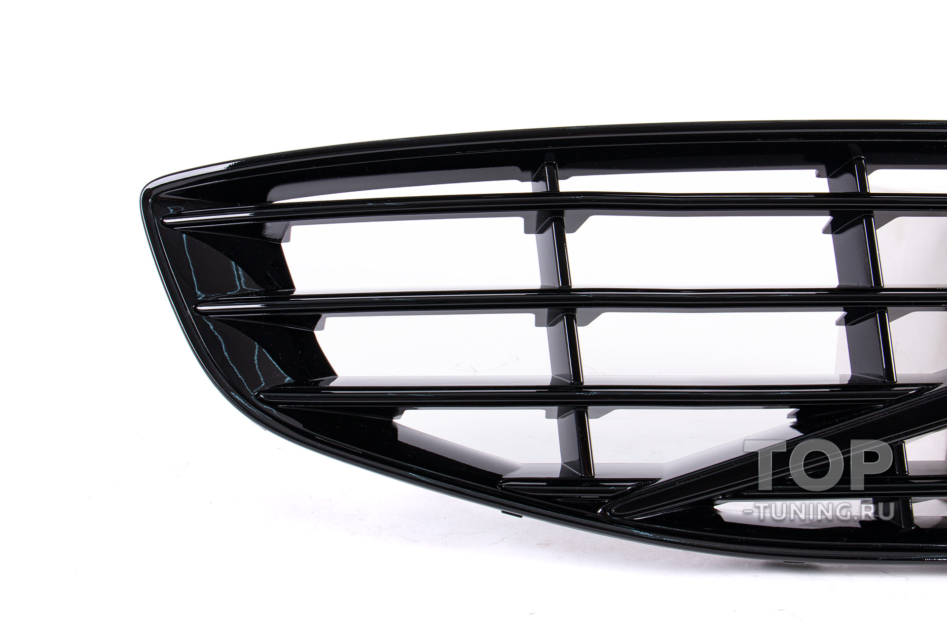 Черная решетка радиатора в стиле Black Thor для Вольво С60 / В60 (2 рестайлинг) ABS-пластик | Эмблема приобретается отдельно 13675 Решетка радиатора Black Thor для Volvo S60 / V60 (2013 - 2018)