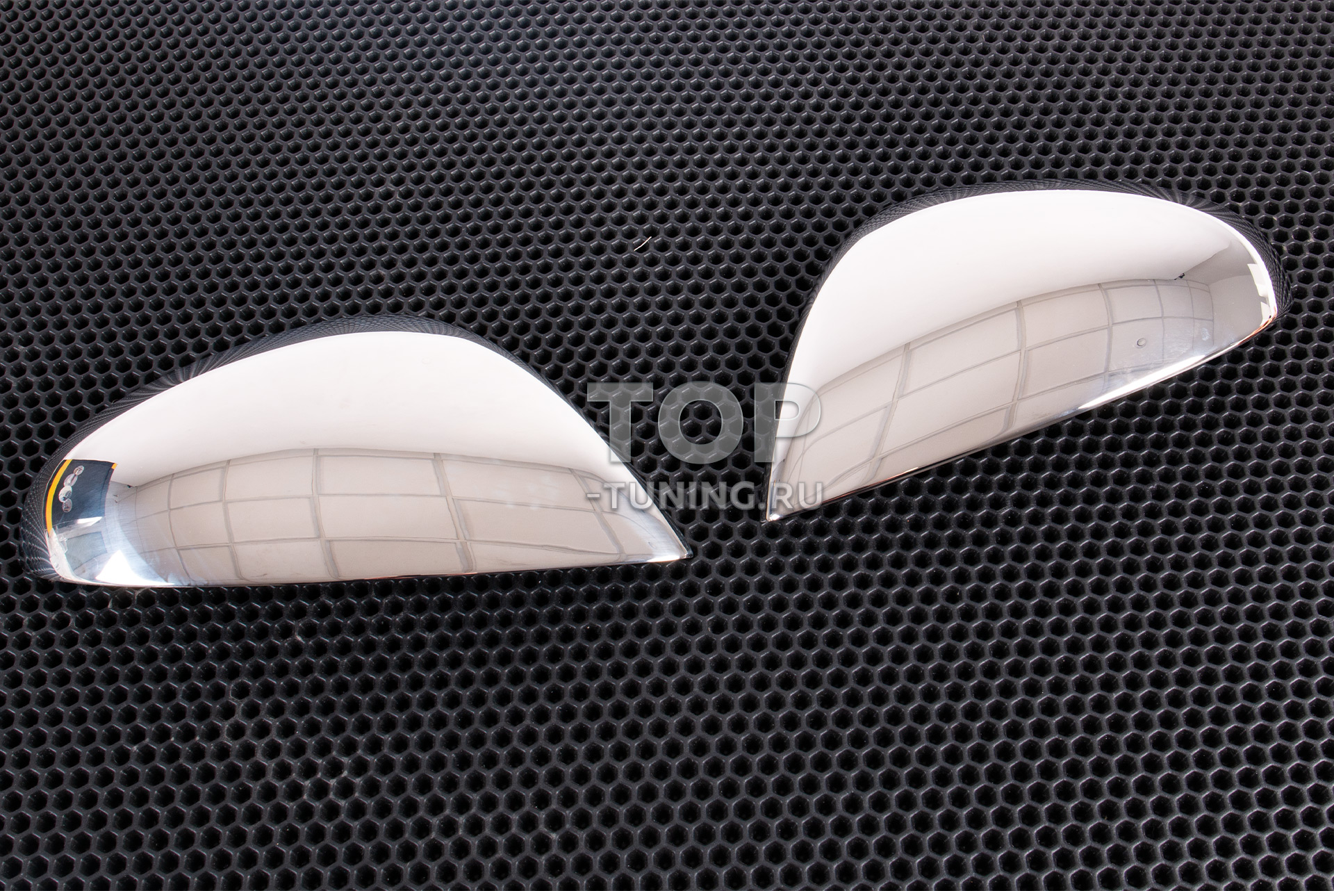 13711 Накладки из нержавеющей стали на зеркала Volkswagen Touareg II (2010-2018) Хромированные накладки из нержавеющей стали на зеркала заднего вида Фольксваген Туарег 2 (2010-2018) Цена за пару | Нержавеющая сталь | Монтаж на двухсторонний скотч