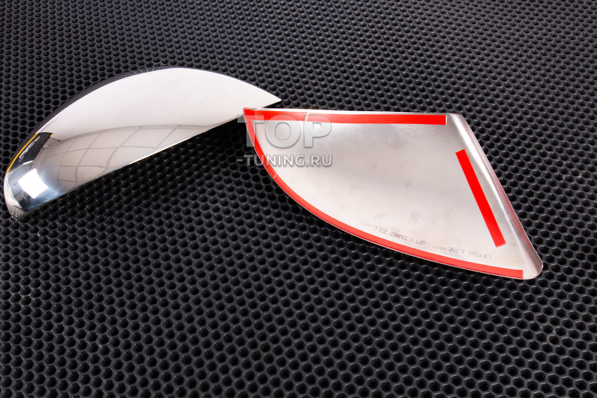 13711 Накладки из нержавеющей стали на зеркала Volkswagen Touareg II (2010-2018) Хромированные накладки из нержавеющей стали на зеркала заднего вида Фольксваген Туарег 2 (2010-2018) Цена за пару | Нержавеющая сталь | Монтаж на двухсторонний скотч