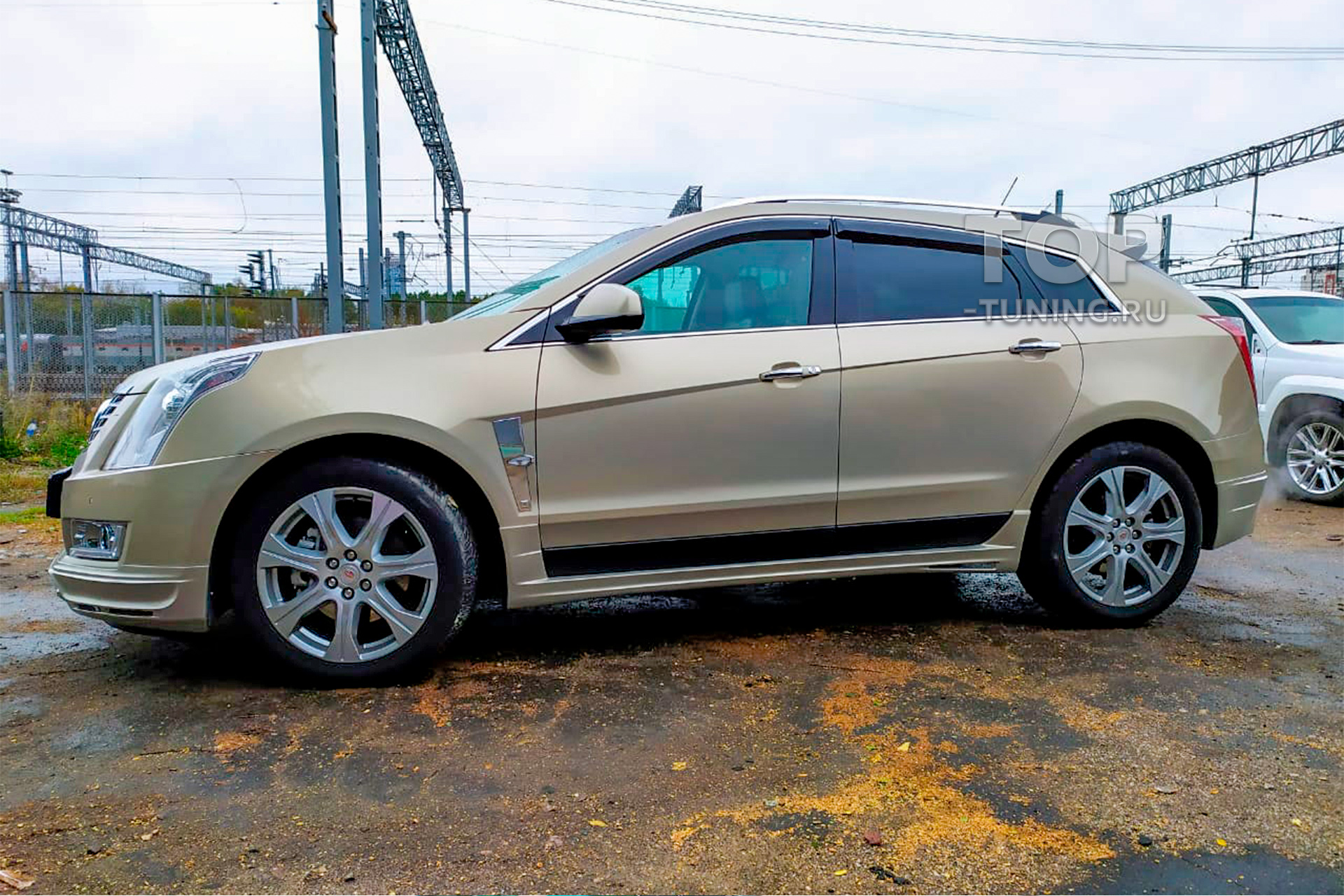 4900 Аэродинамический обвес MZ Speed Luv Line на Cadillac SRX 2