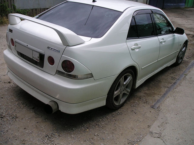 Тюнинг - Спойлер ТРД для Toyota Altezza / Lexus IS200.