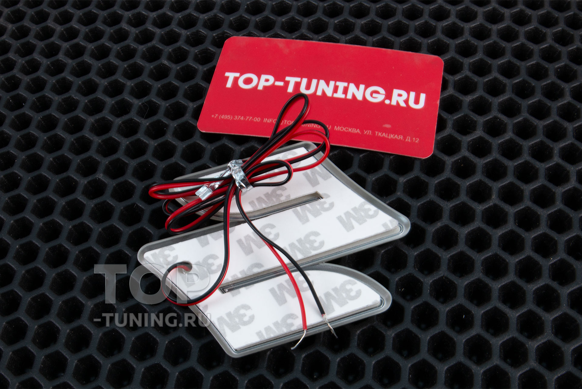 6540 Светодиодная вставка под эмблему Suzuki (85 x 85 mm) LED подсветка эмблемы Сузуки размер 85х85 мм Цена за 1 шт. | Размер: 85х85 мм | Цвет на выбор: Белый или красный | Эмблема приобретается отдельно