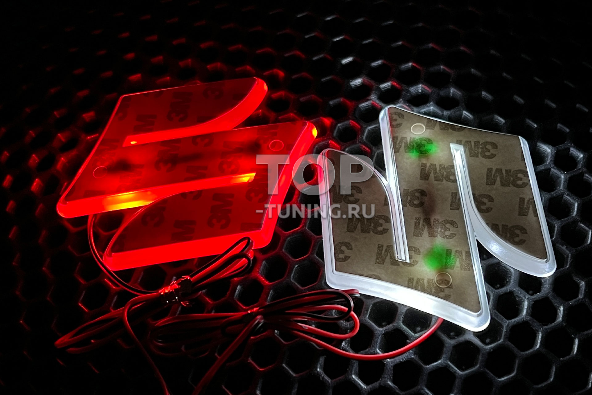 6540 Светодиодная вставка под эмблему Suzuki (85 x 85 mm) LED подсветка эмблемы Сузуки размер 85х85 мм Цена за 1 шт. | Размер: 85х85 мм | Цвет на выбор: Белый или красный | Эмблема приобретается отдельно