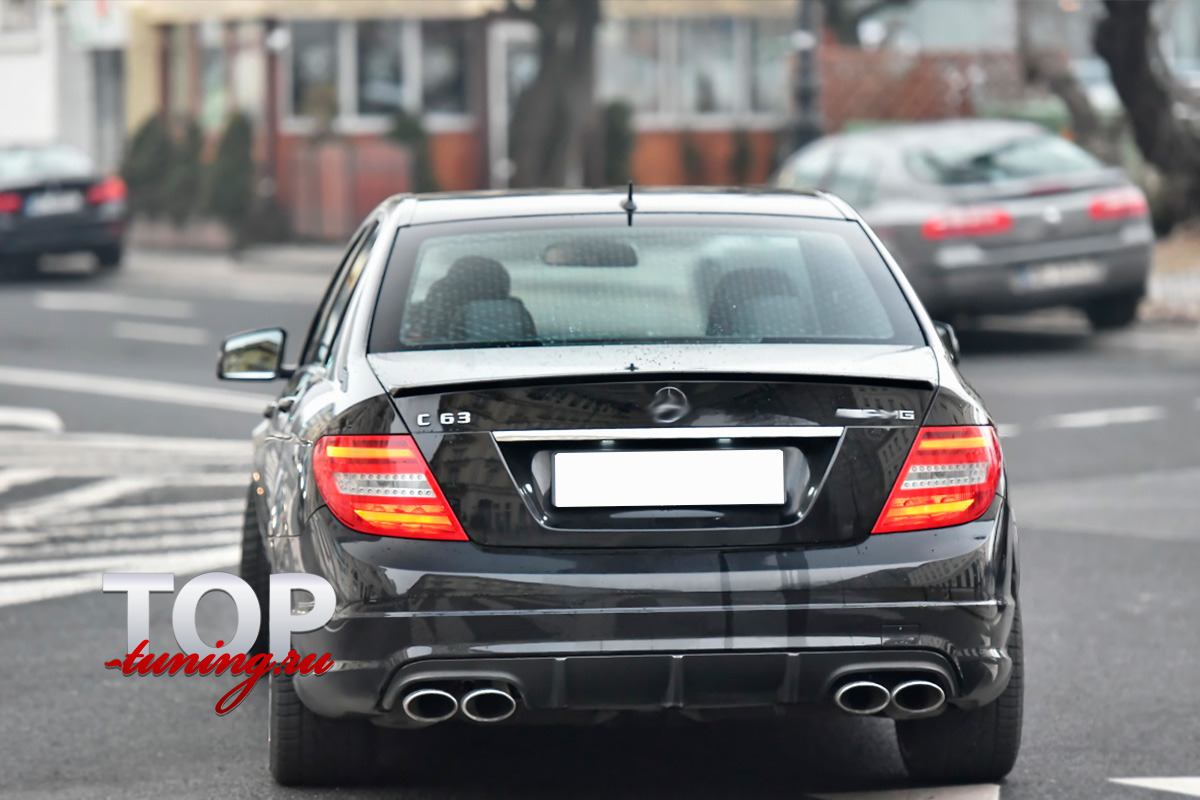 8408 Лип-спойлер AMG на Mercedes C-Class W204