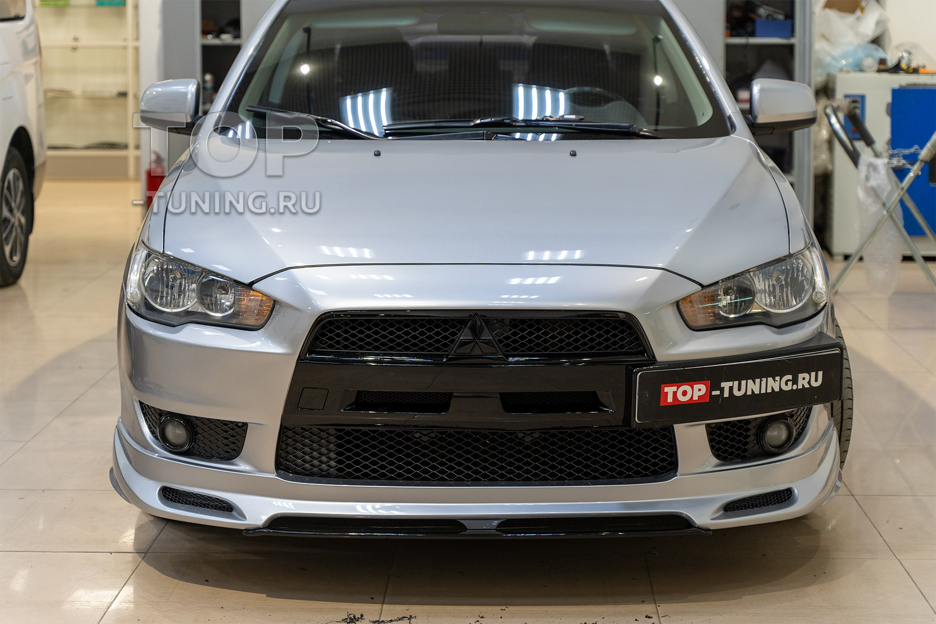 Ноздри в стиле EVO (Дорест) – тюнинг Mitsubishi Lancer 10 (X)