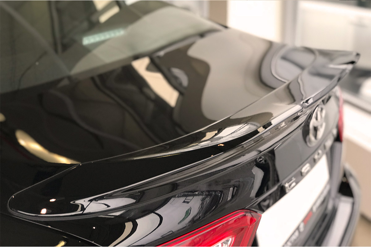 9566 Спойлер TRD для Toyota Camry XV70 ТЮНИНГ ТОЙОТА КАМРИ XV70 (2018+) СПОЙЛЕР TRD НА КРЫШКУ БАГАЖНИКА