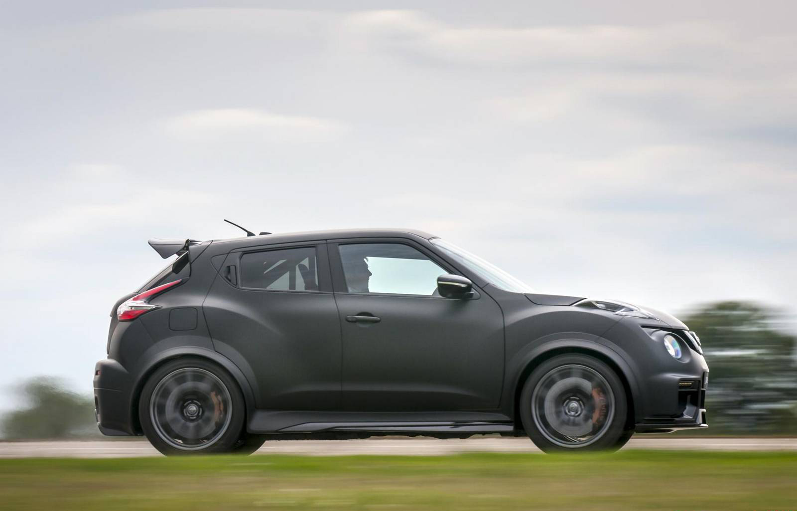 Nissan Juke f16