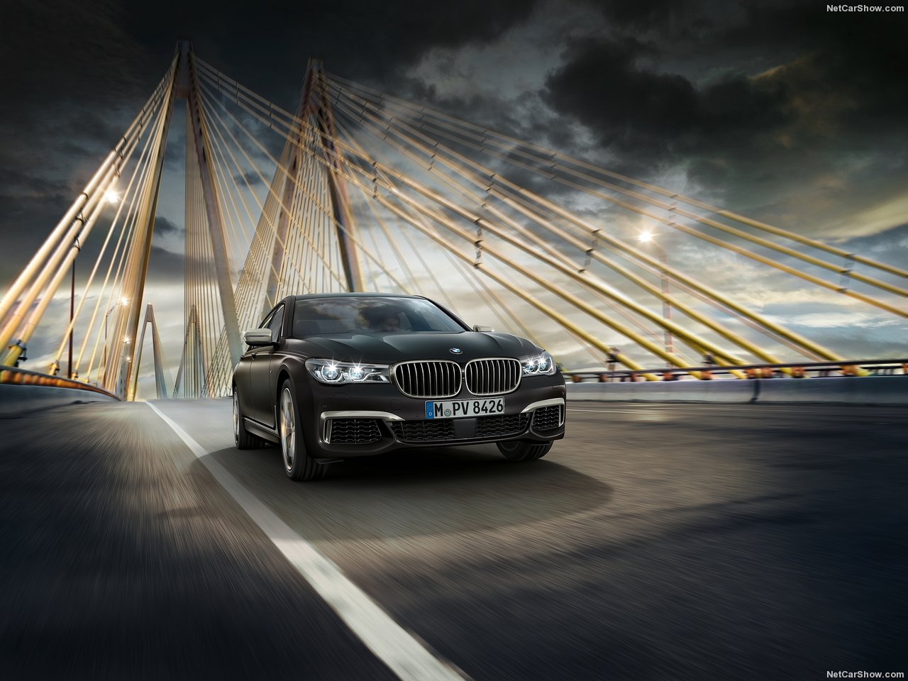 BMW представил новый четырехтурбинный дизельный двигатель i6 с 394 л.с.