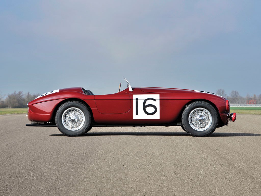 1951 Ferrari 340 America Barchetta был продан на аукционе за 8.2 млн долларов
