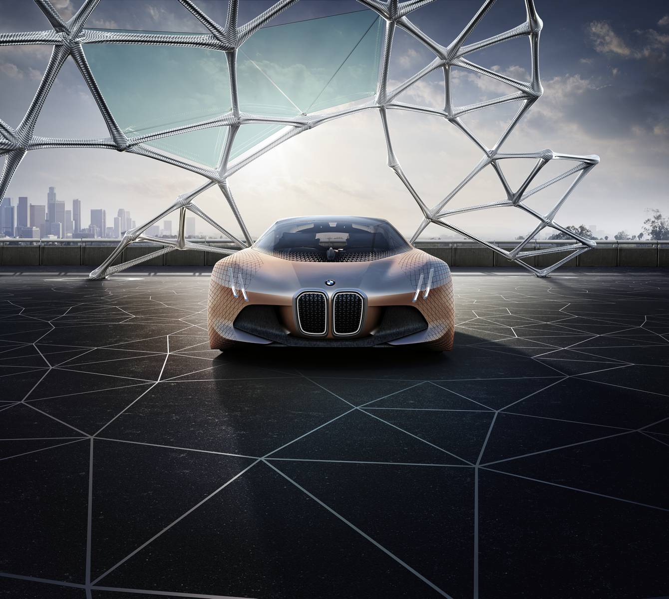 Беспилотный BMW выйдет на рынок в 2021 году