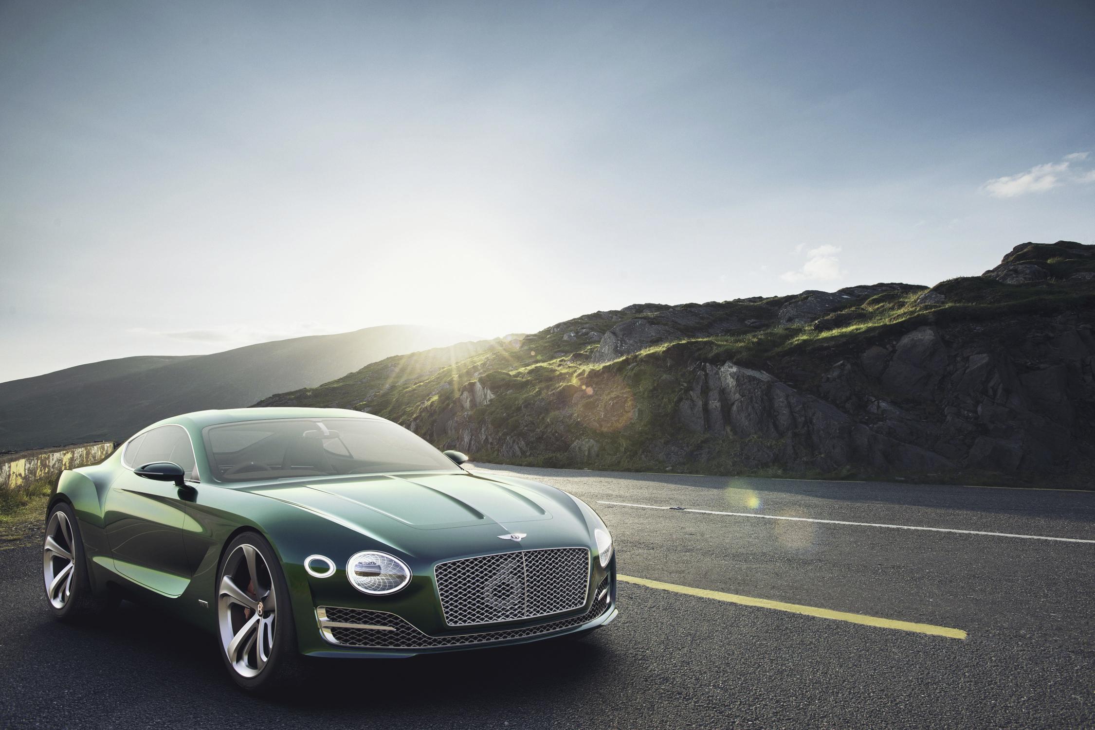 Bentley, как сообщается, работает над новым спортивным автомобилем, который дебютирует в 2019 году. Новый автомобиль называется Bentley Barnato и будет основан на концепт-каре EXP 10 Speed 6. Название является ссылкой на трехкратного победителя 24 ча