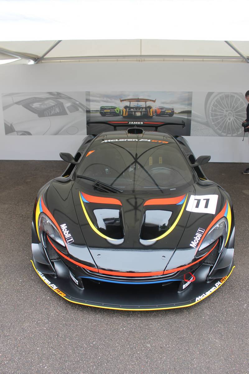 McLaren показал в Гудвуде P1 GTR James Hunt Edition