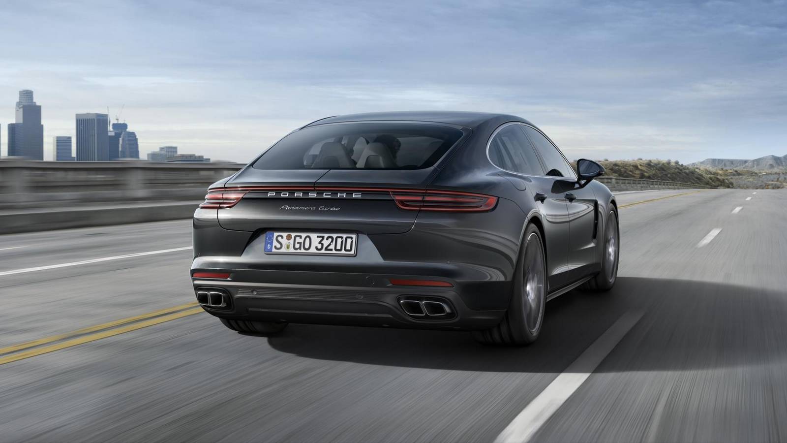 Porsche представил 2017 Panamera