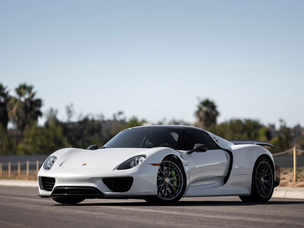 Все Porsche 918 Spyders будут отозваны из-за ремней безопасности