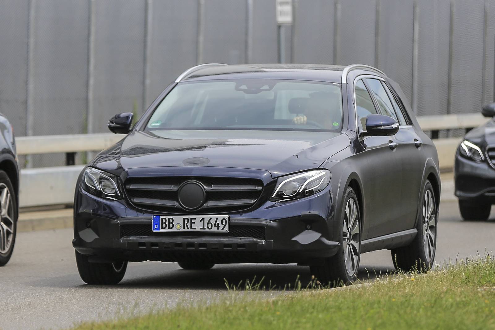 2018 Mercedes-Benz E-Class All-Terrain первые шпионские снимки