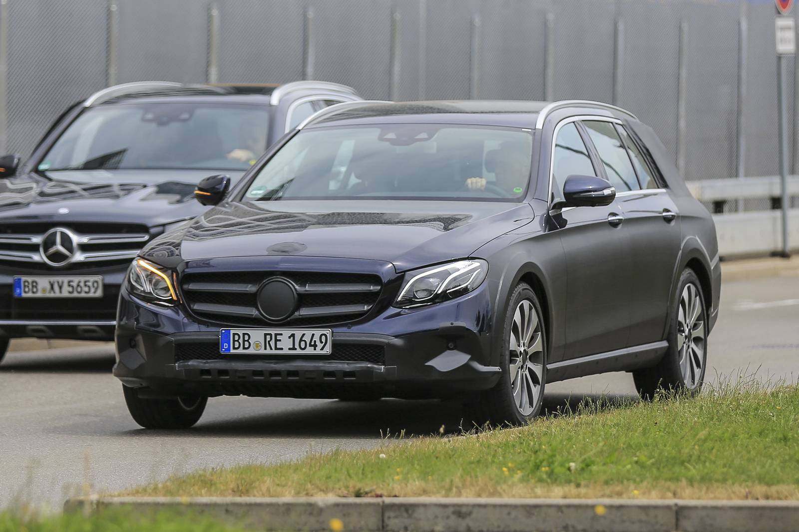 2018 Mercedes-Benz E-Class All-Terrain первые шпионские снимки