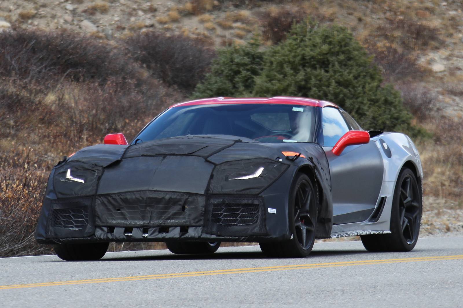 2018 Corvette ZR1 - последние шпионские снимки, 700 л.с. и многое другое
