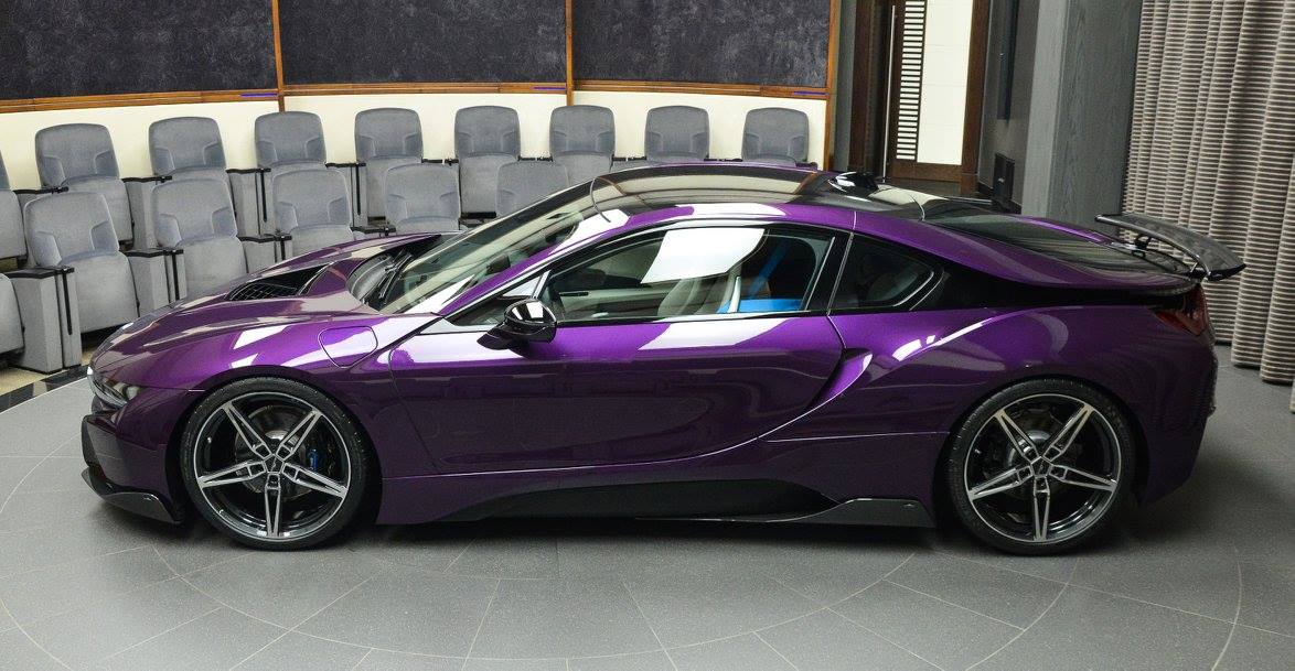 BMW i8 Violet