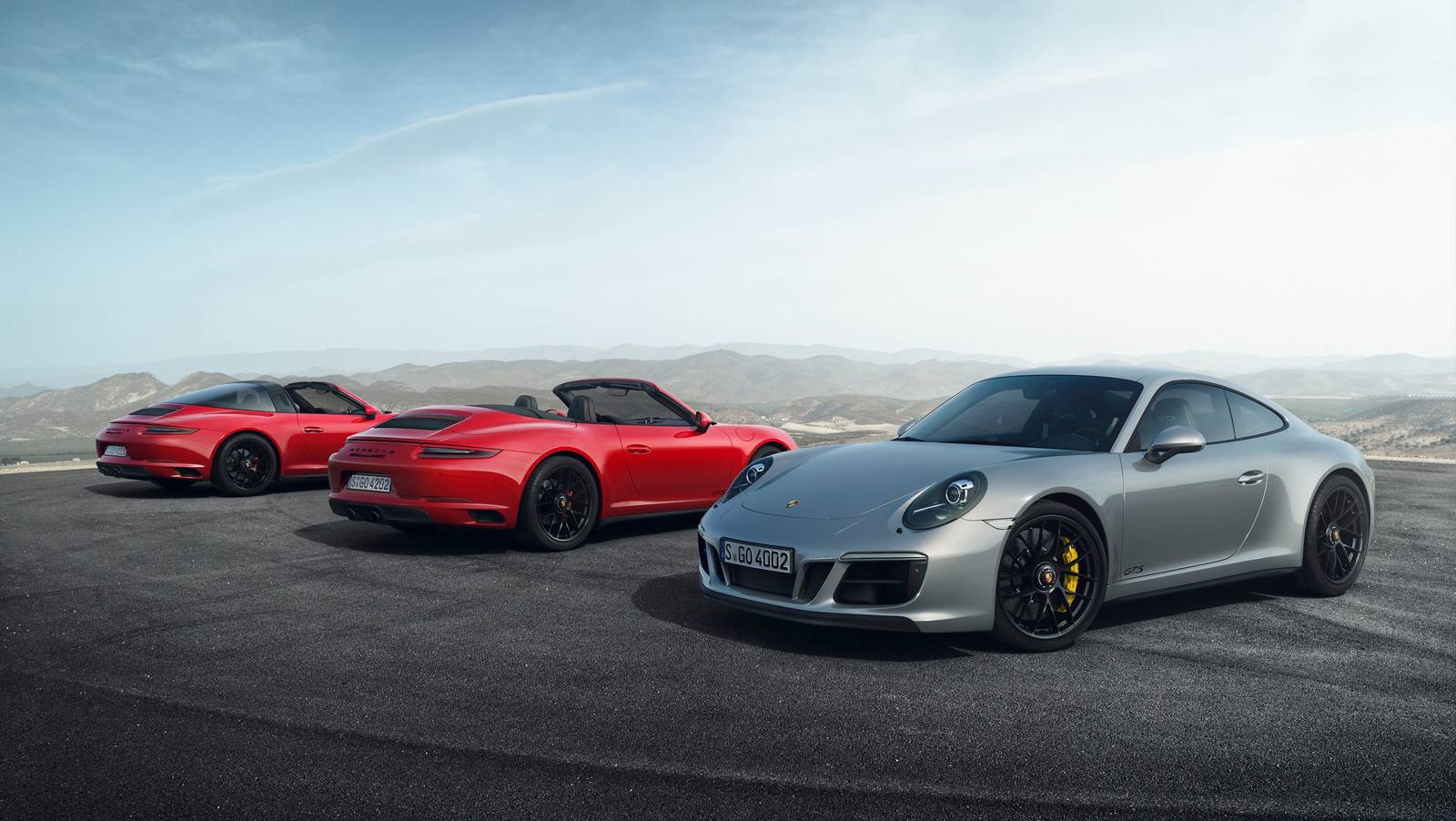 2017 Porsche 911 GTS - пять новых моделей