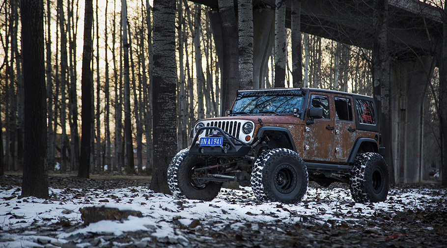 Мужественность и власть из Болгарии - Vilner представит Jeep Hunting