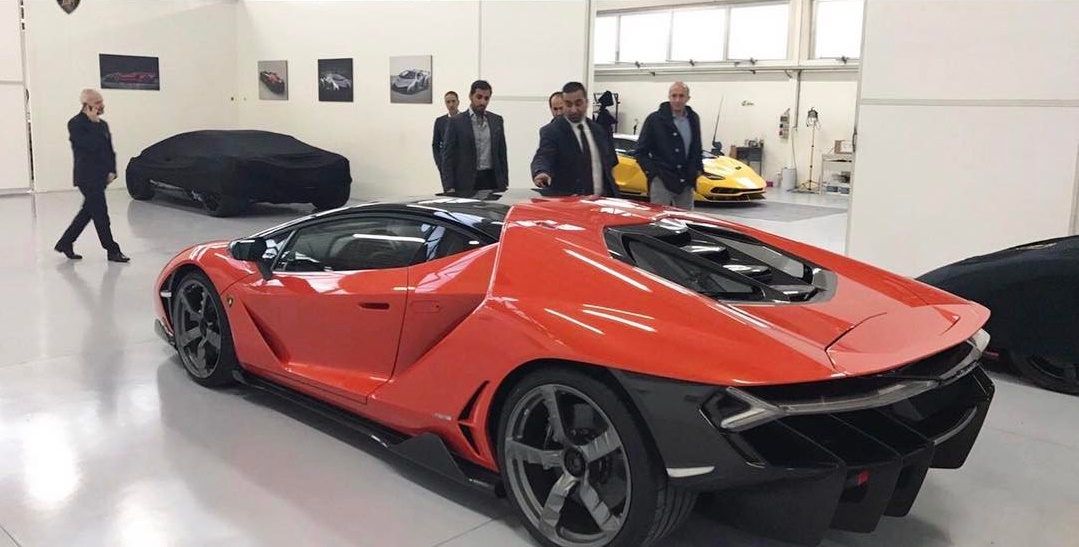 Первый Lamborghini Centenario доставлен шейху ОАЭ