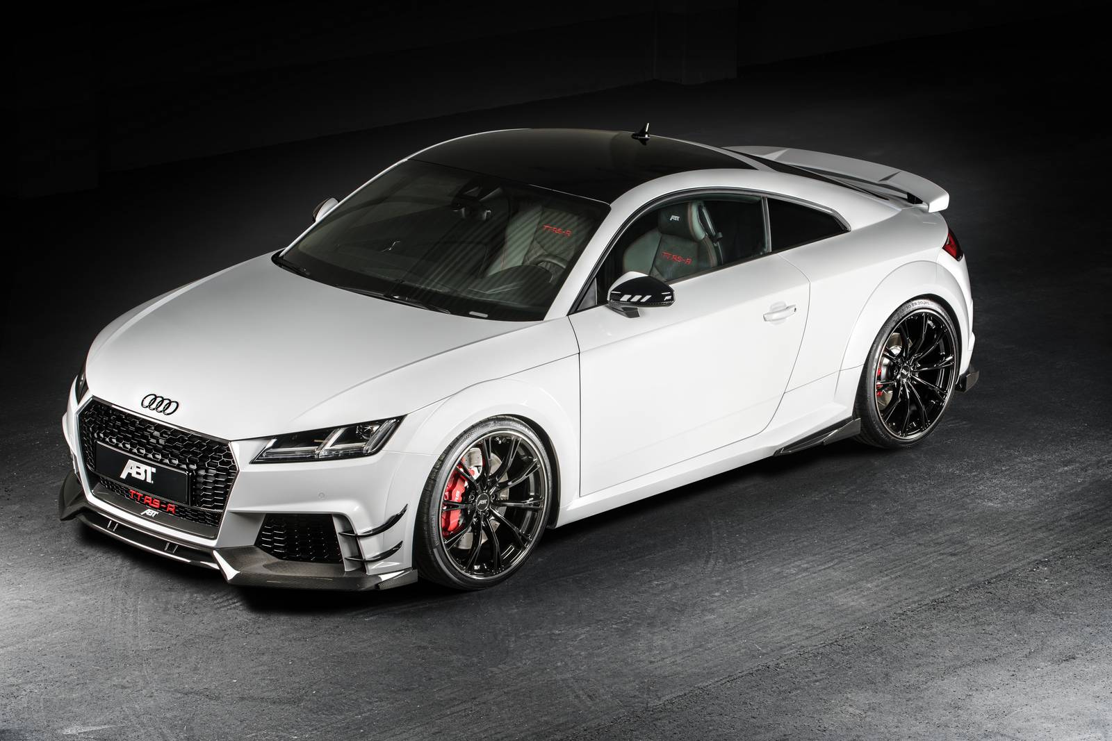 Audi TT RS-R мощностью 500 л.с. тюнинг-ателье ABT