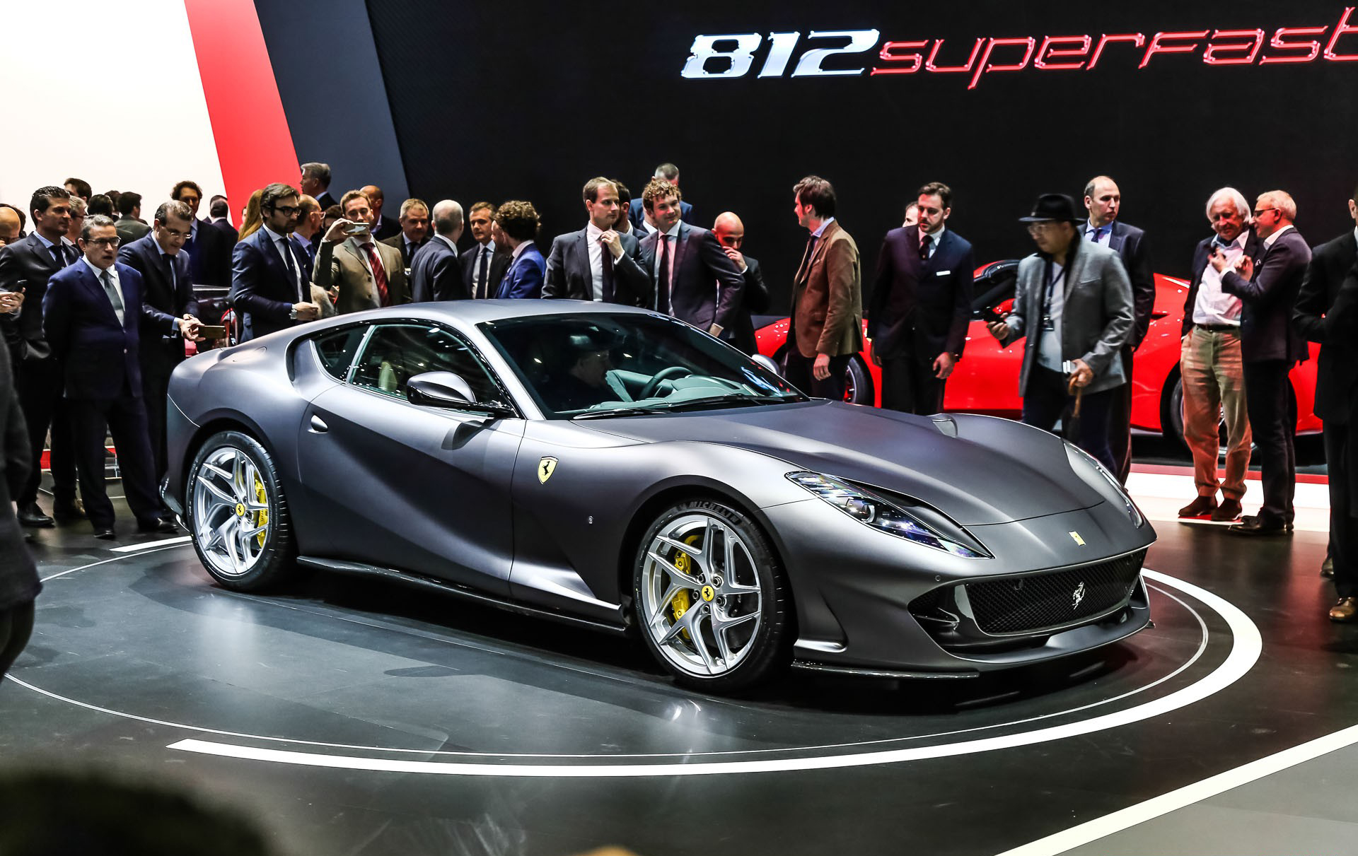 Руководитель программы двигателей Ferrari сказал, что «было бы круто» поставить турбокомпрессор на V12.