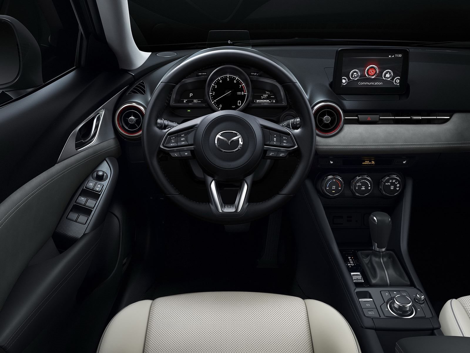 Mazda заявила, что перенастроила двигатель для увеличения крутящего момента, повышения эффективности использования топлива и снижения внутреннего трения. В дополнение к пересмотренному движку используется технология управления G-Vectoring Control от 