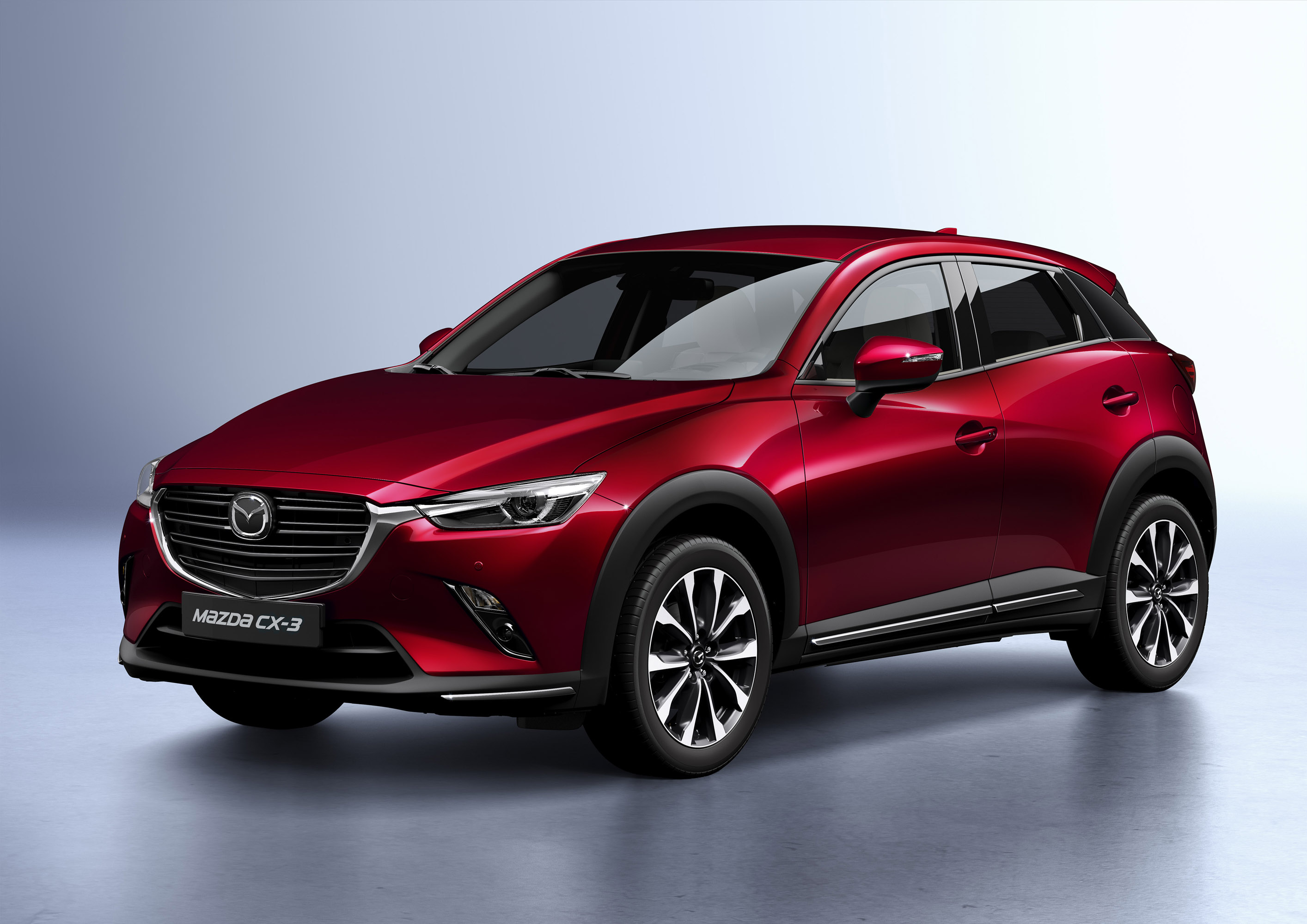 Mazda демонстрирует свою новую модель CX-3, и мы должны сказать, что мы впечатлены тем, на что нацелен бренд.