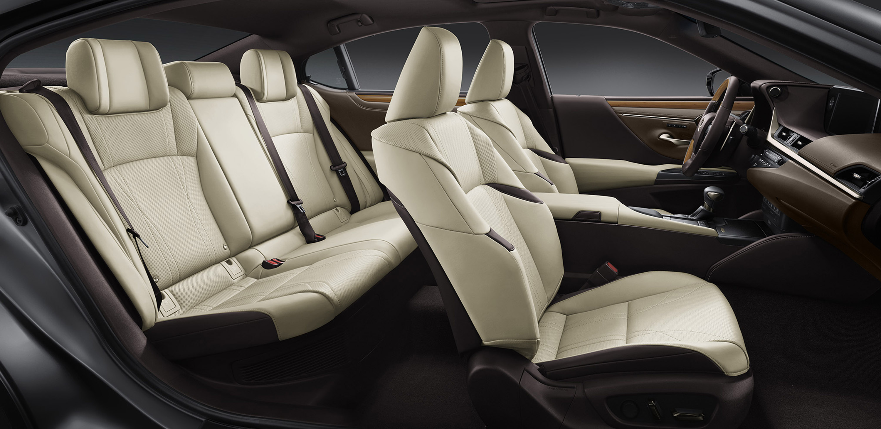 Lexus представляет роскошный автомобиль следующего поколения в лице среднеразмерного седана ES.