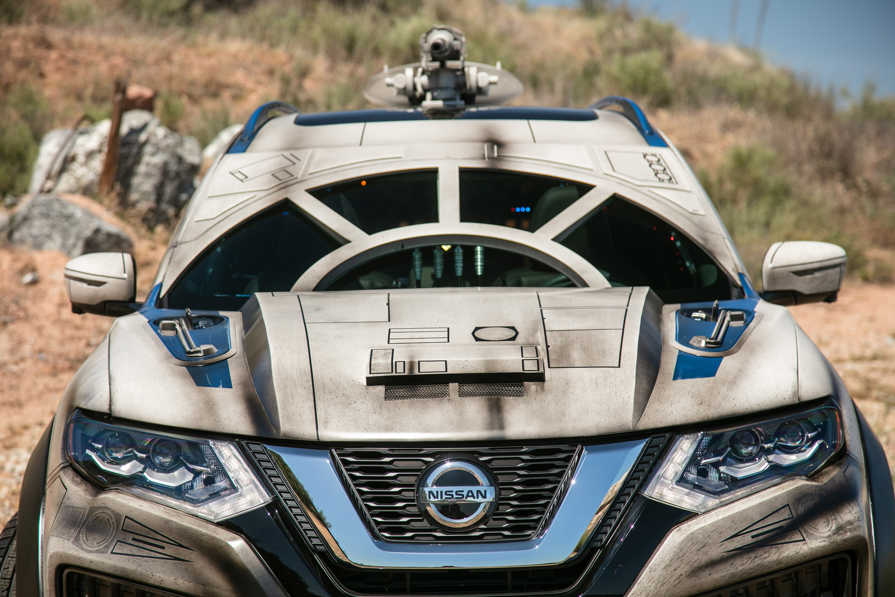 Nissan переделывает X-Trail в Millennium Falcon