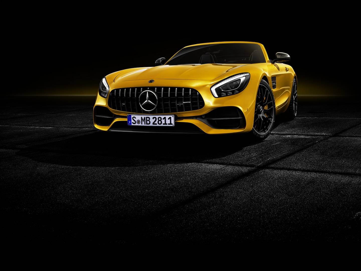 2019 Mercedes-AMG GT S Roadster