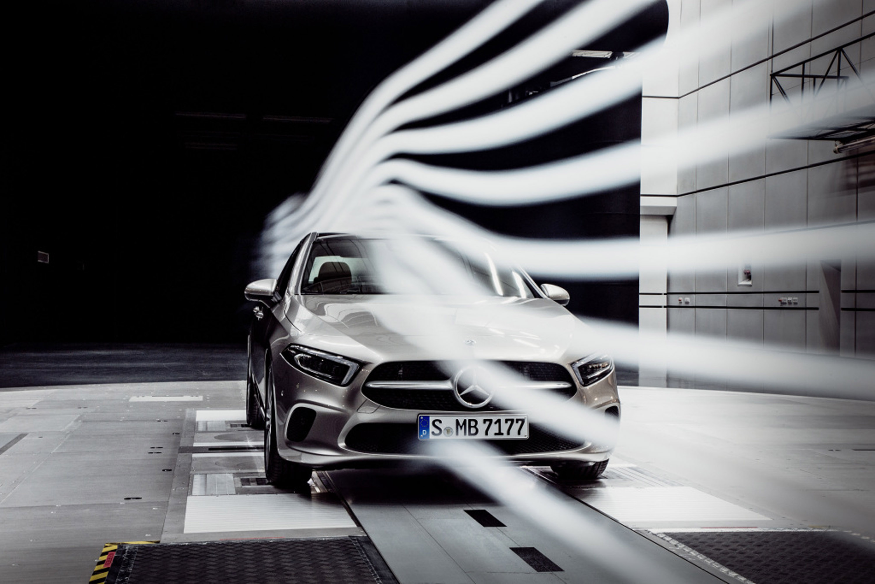 Mercedes-Benz показывает самый аэродинамический автомобиль в сегменте