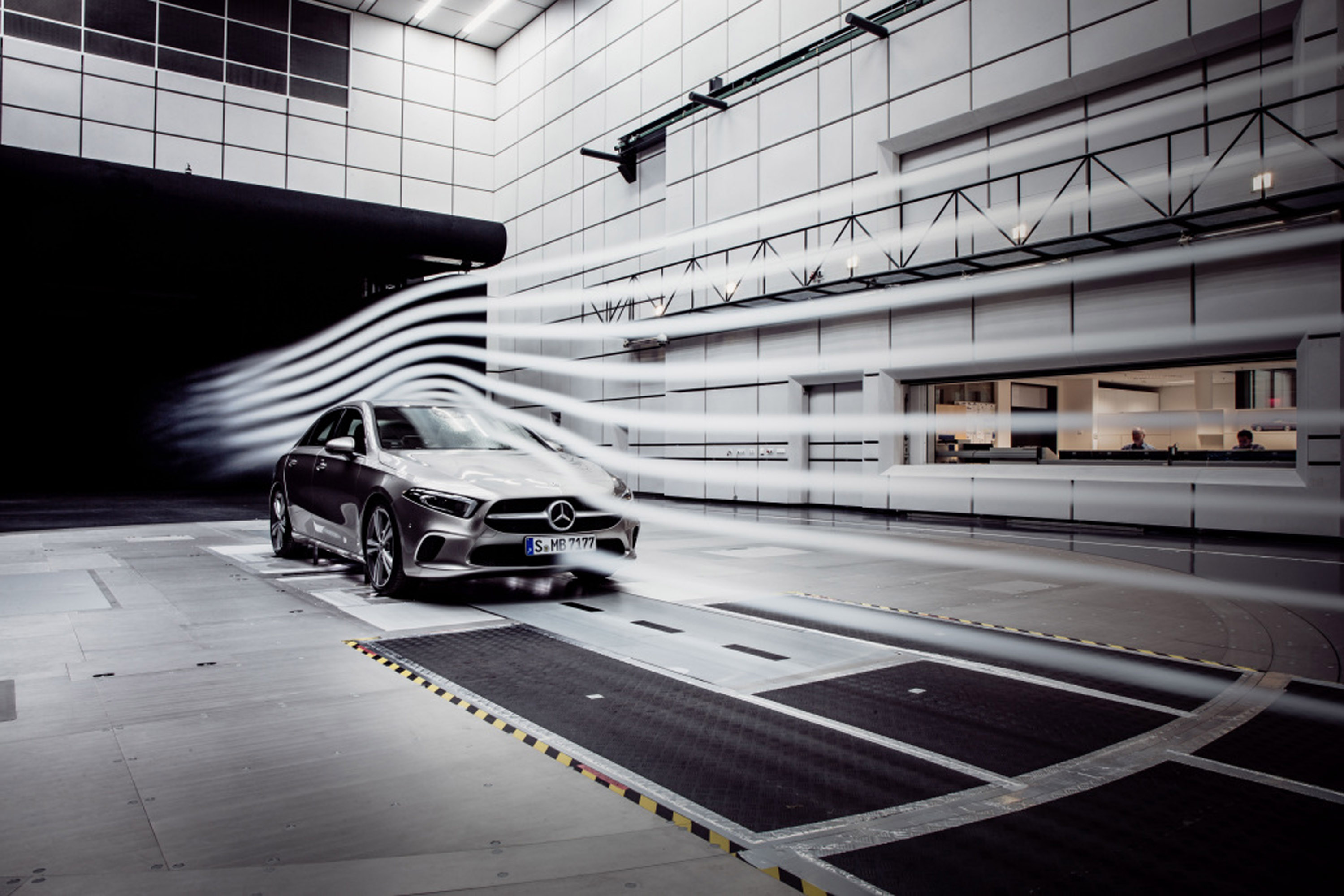 Mercedes-Benz показывает самый аэродинамический автомобиль в сегменте