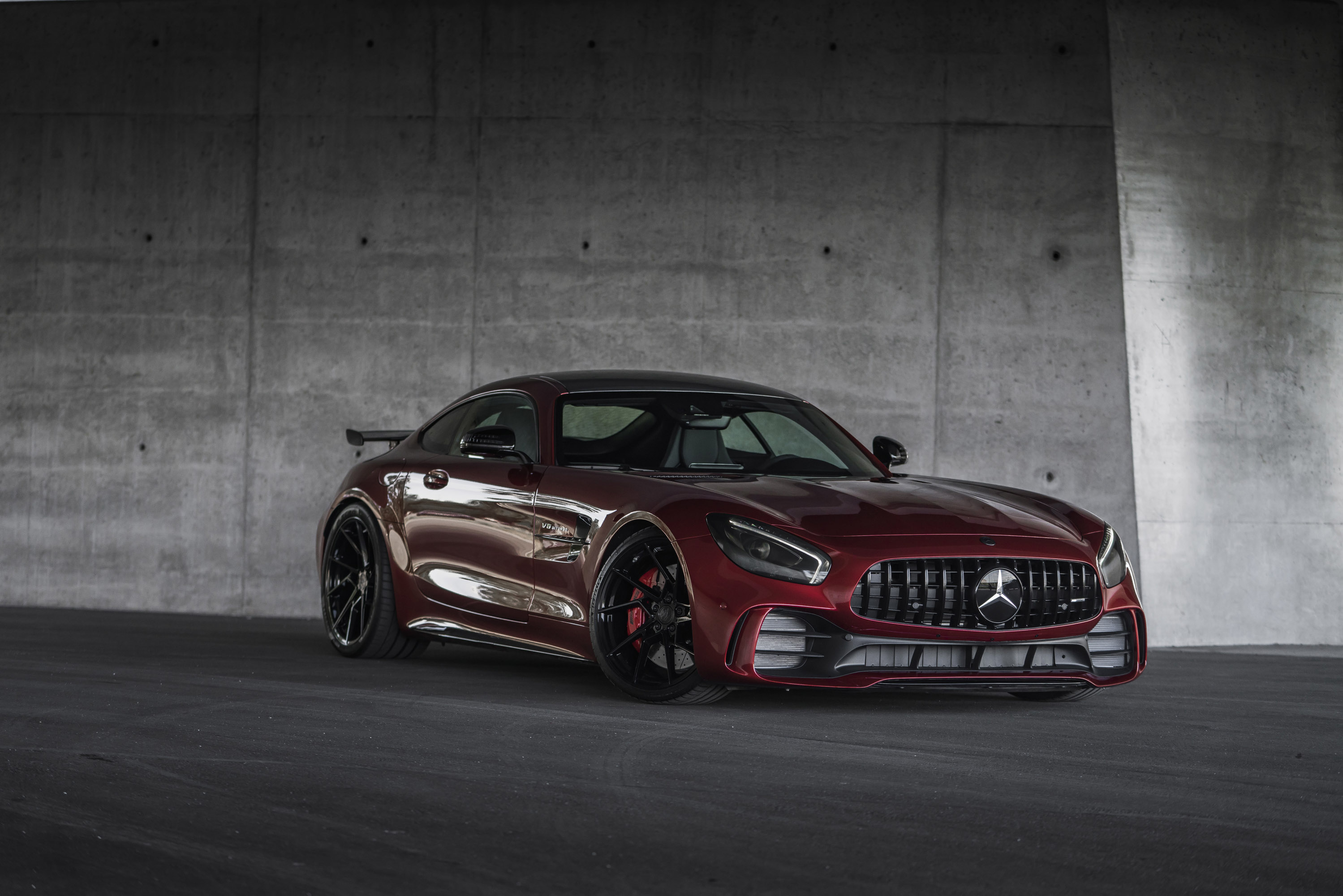 Mercedes Benz AMG gt r190