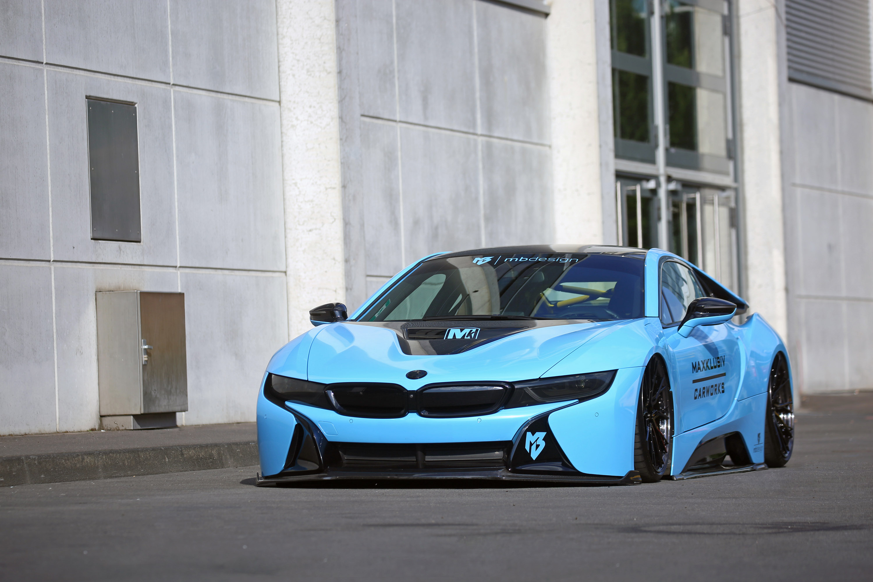 Maxcklusiv показывает безумный BMW i8