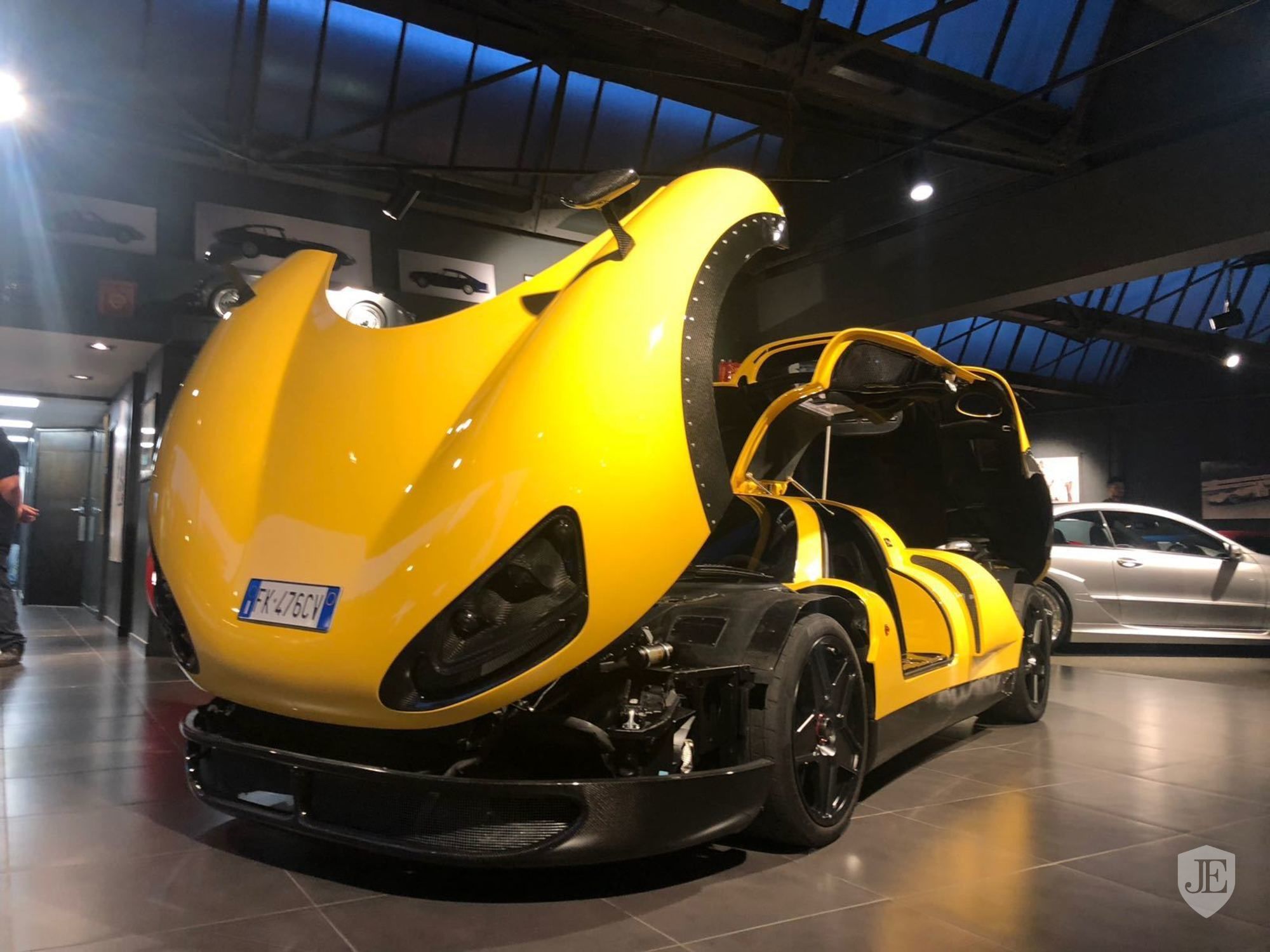 E.C. OnlyOne P8 суперкар на базе Ferrari F430 продается за €2,500,000