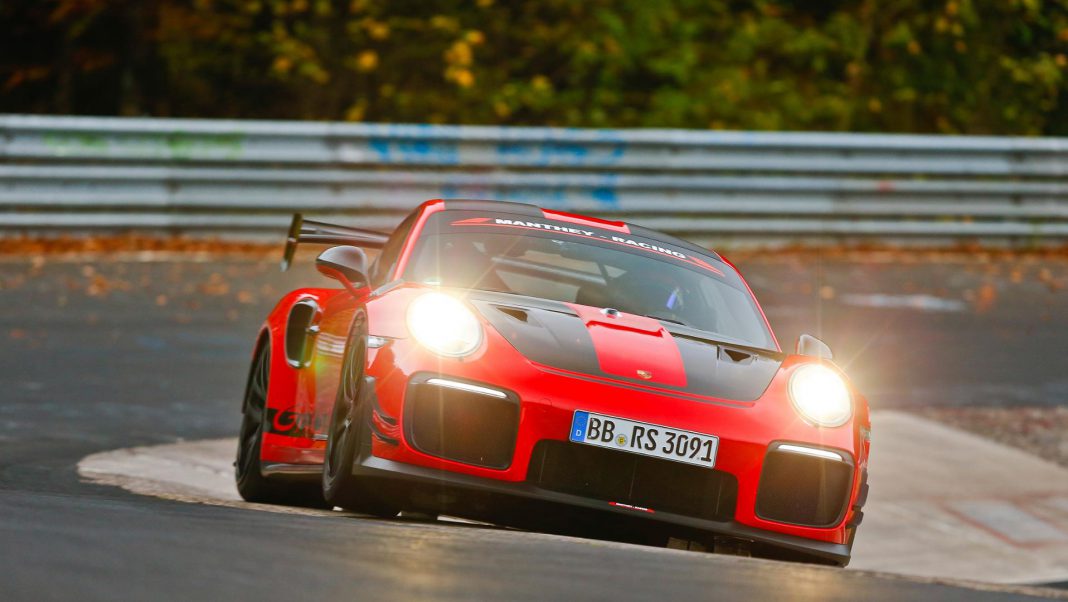 Porsche 911 GT2 RS MR новый король кольца со временем 6:40,3 мин
