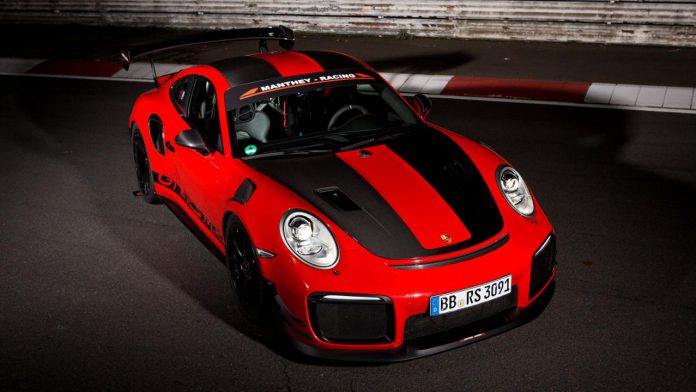 Porsche 911 GT2 RS MR новый король кольца со временем 6:40,3 мин