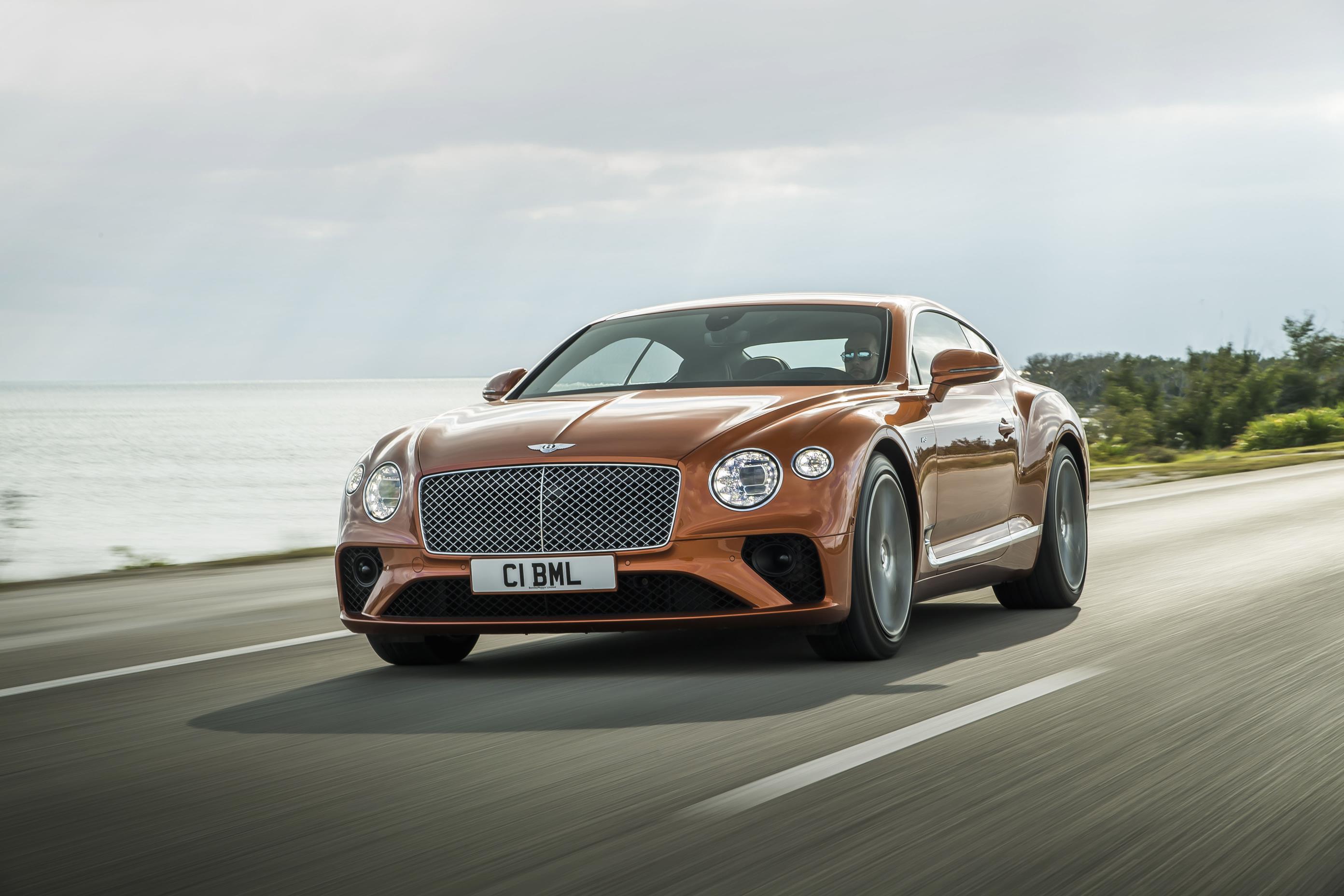 Возможно, версия V8 Bentley Continental GT - топовый вариант линейки. Это было с предыдущим поколением, и мы задаемся вопросом, будет ли тоже самое с последним поколением.