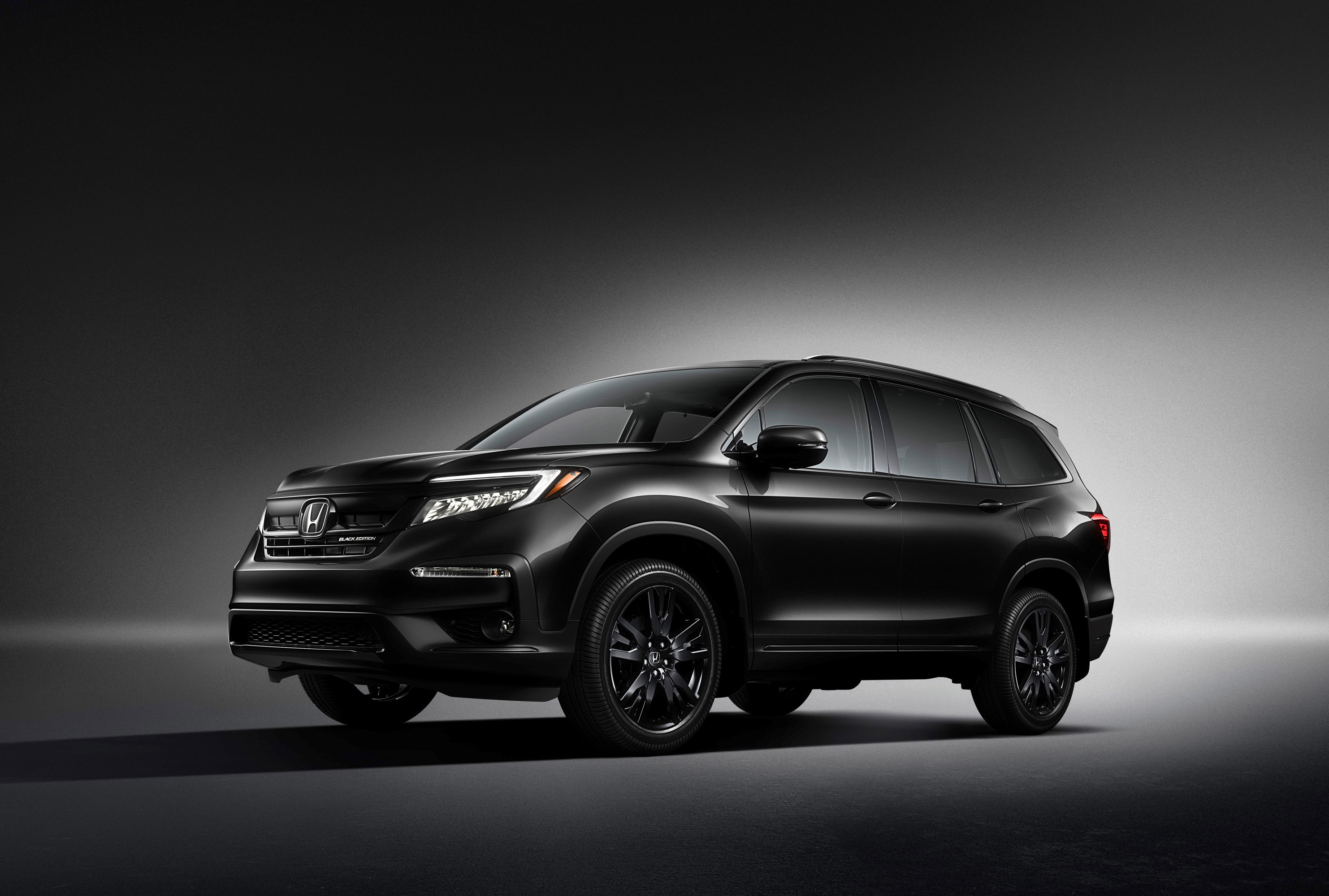 Honda раскрывает детали предстоящего 2020 Honda Pilot Black Edition